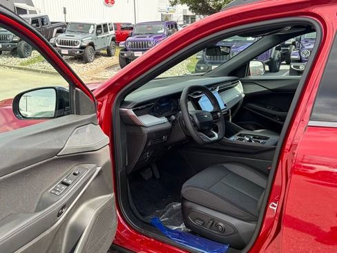 New 2026 Jeep Cherokee Laredo image 13