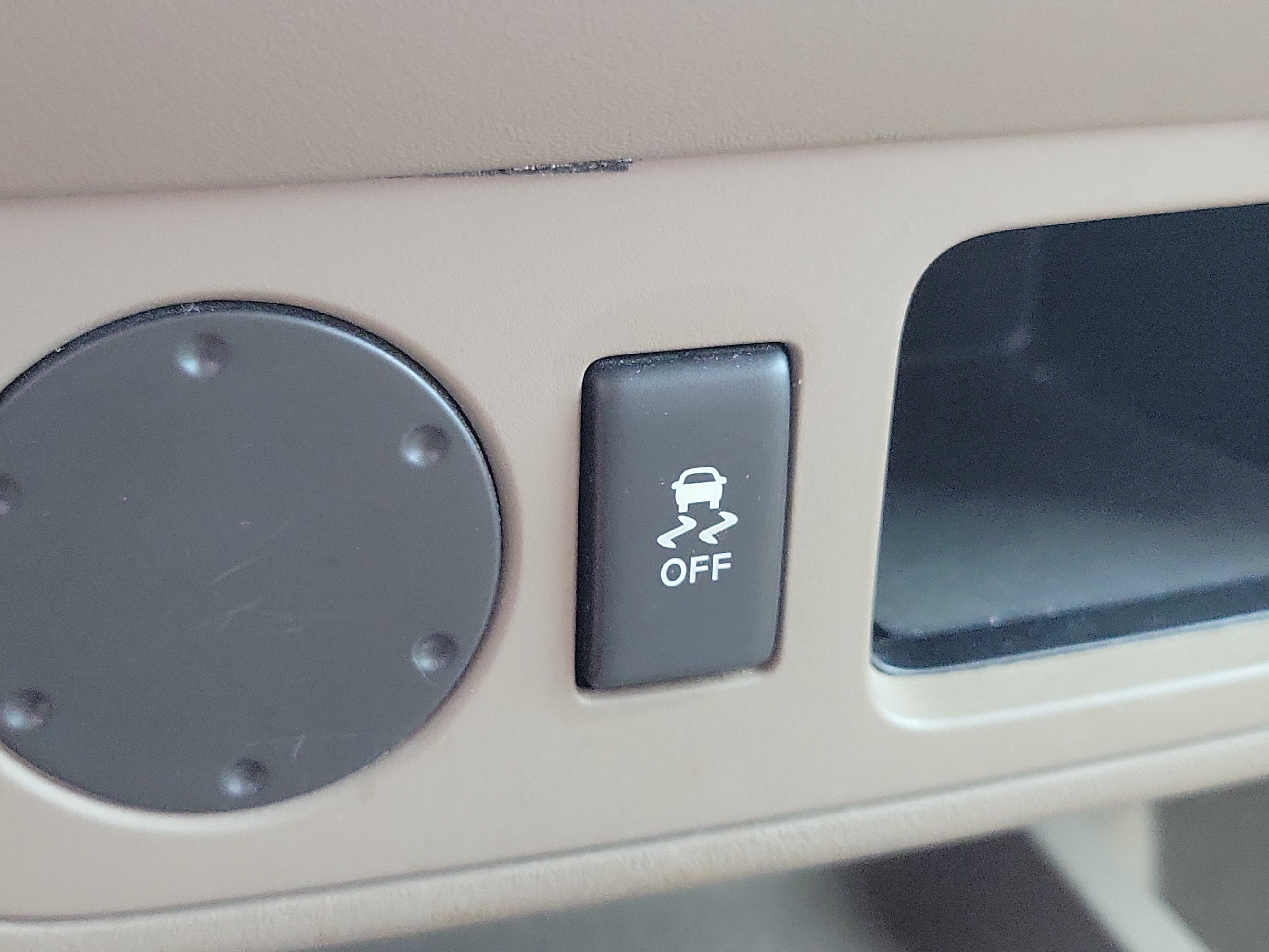 Used 2019 Nissan Frontier SV RWD image 22