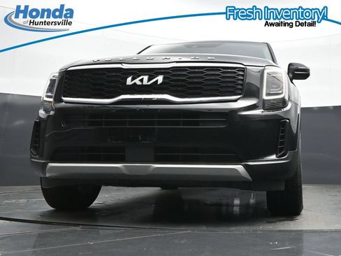 Used 2022 Kia Telluride LX FWD image 26