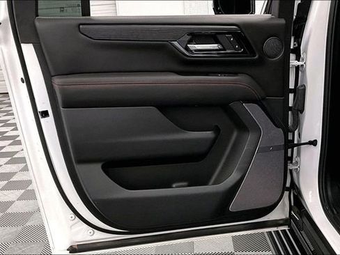 Used 2025 GMC Yukon XL AT4 Ultimate w/ LPO, Floor Liner Package AWD/4WD image 23