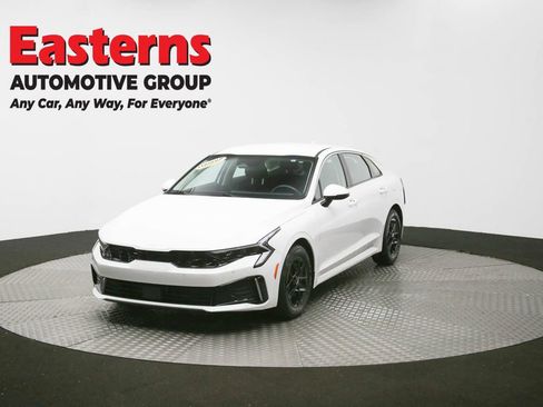 Used 2025 Kia K5 LXS FWD image 54