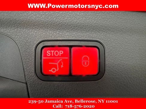 Used 2020 Mercedes-Benz GLE 350 4MATIC w/ MBUX Technology Package image 16