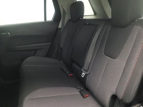 Used 2017 GMC Terrain SLE FWD image 18