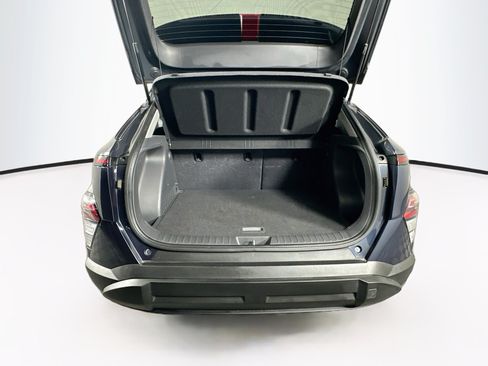 Used 2025 Hyundai Kona SEL FWD image 29