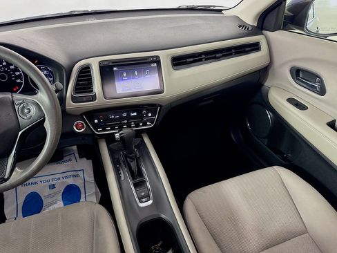 Used 2017 Honda HR-V EX image 30