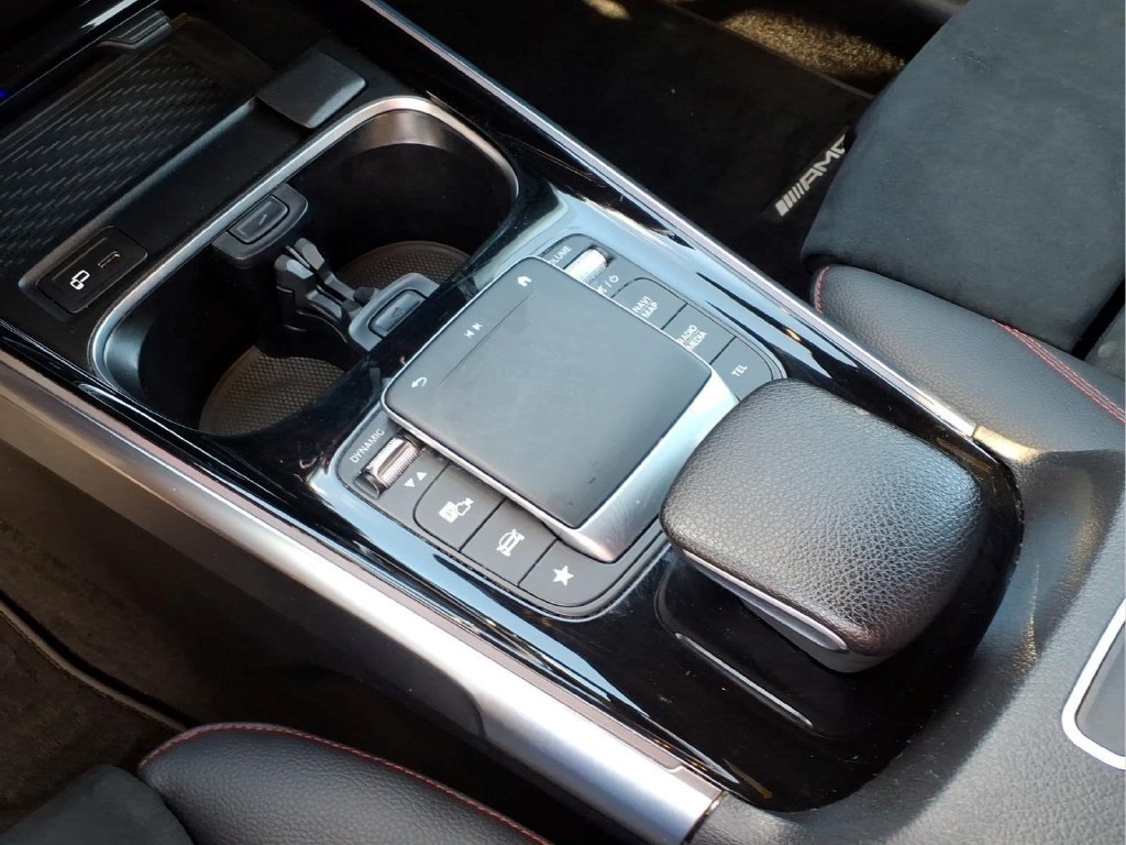 Used 2021 Mercedes-Benz GLB 250 4MATIC image 8
