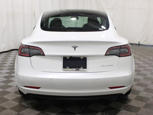 Used 2021 Tesla Model 3 Long Range AWD/4WD image 26