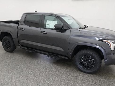 New 2026 Toyota Tundra SR5 AWD/4WD image 12