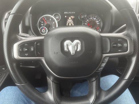 Used 2024 RAM 2500 Tradesman w/ Chrome Appearance Group image 23