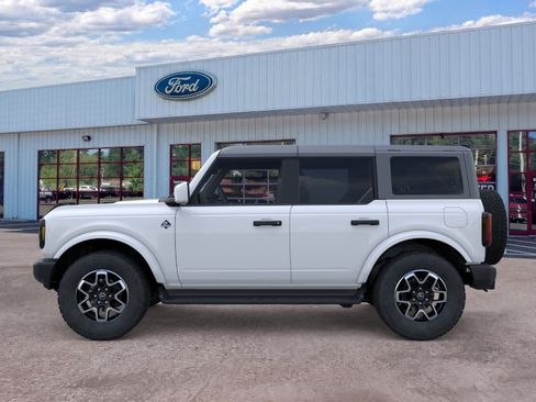 Used 2026 Ford Bronco Outer Banks AWD/4WD image 3