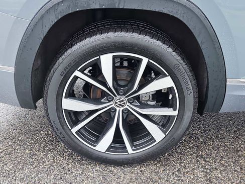 Used 2025 Volkswagen Atlas SEL Premium R-Line image 9