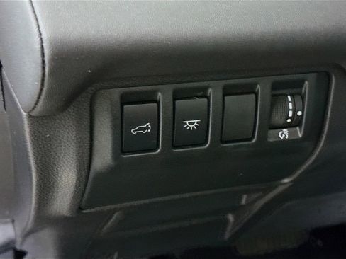 Used 2023 Subaru Ascent Touring AWD/4WD image 21