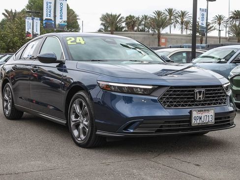 Used 2024 Honda Accord EX image 3