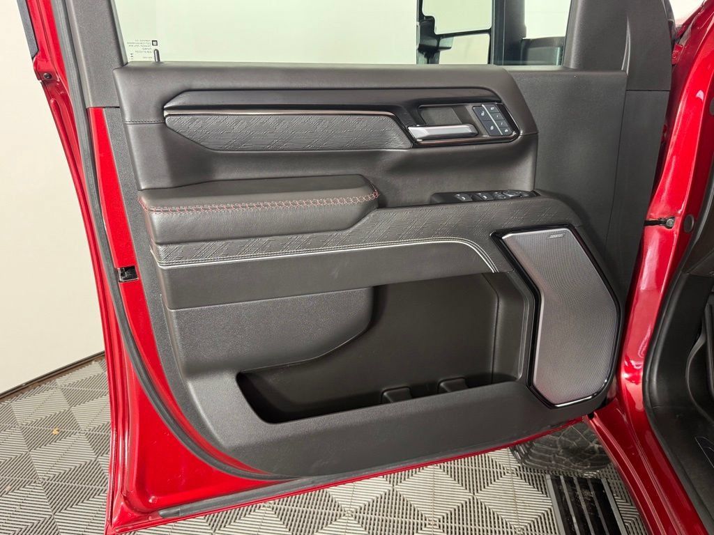 Used 2024 GMC Sierra 2500 AT4X AWD/4WD image 18