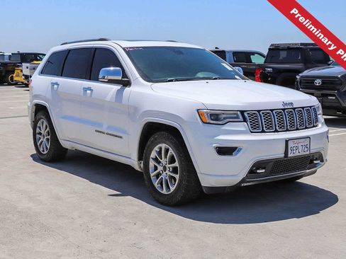 Used 2019 Jeep Grand Cherokee Overland AWD/4WD image 3