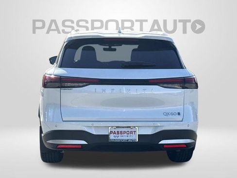 Certified 2026 INFINITI QX60 Luxe w/ Cargo Package AWD/4WD image 5