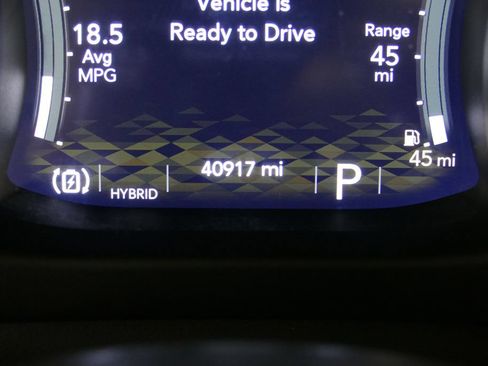 Used 2021 Jeep Wrangler Unlimited Sahara w/ Cold Weather Group AWD/4WD image 25