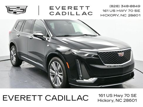 Certified 2025 Cadillac XT6 Premium Luxury image 1