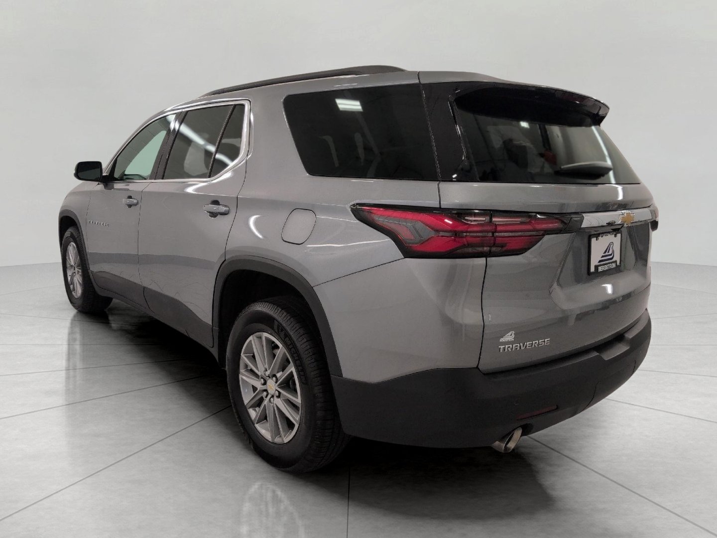 Used 2023 Chevrolet Traverse LT FWD image 20