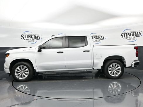 Used 2024 Chevrolet Silverado 1500 Custom RWD image 4