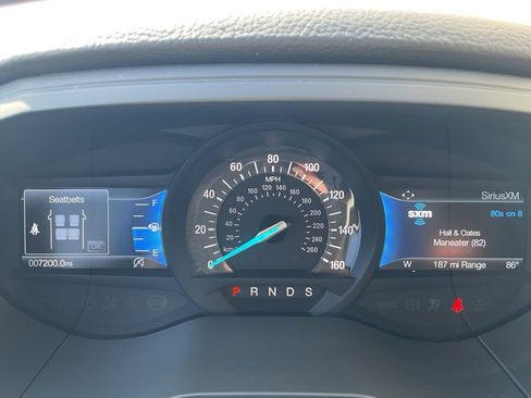 Used 2024 Ford Edge SEL w/ Convenience Package image 12