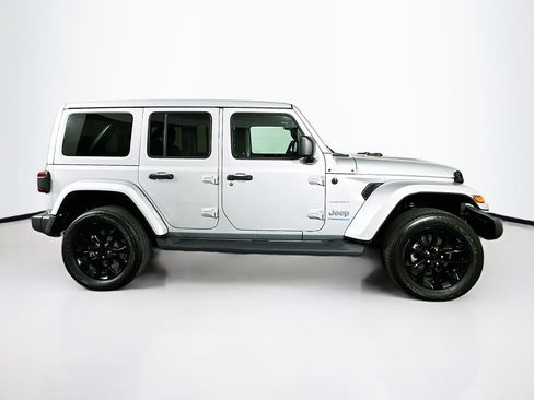 Used 2023 Jeep Wrangler Sahara w/ Cold Weather Group image 10