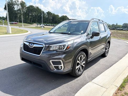 Used 2020 Subaru Forester Limited w/ Popular Package #3 AWD/4WD image 3