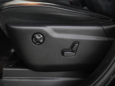 Used 2018 Jeep Grand Cherokee High Altitude AWD/4WD image 26