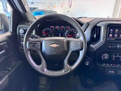 Certified 2022 Chevrolet Silverado 1500 Custom image 13