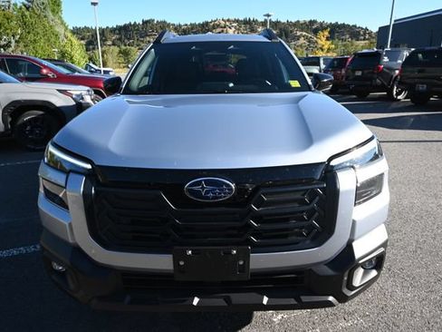 Used 2026 Subaru Outback Limited AWD/4WD image 4