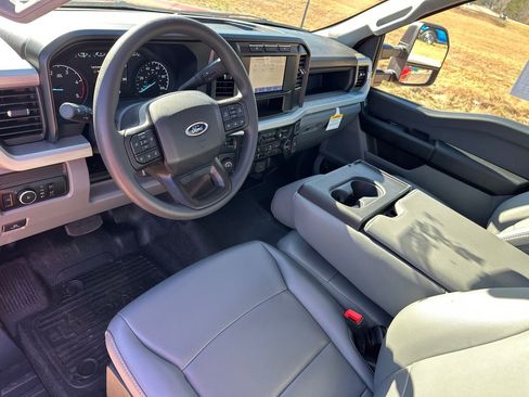 Used 2024 Ford F350 XL w/ XL Chrome Package image 18
