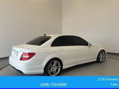 Used 2013 Mercedes-Benz C 300 4MATIC Sedan image 14