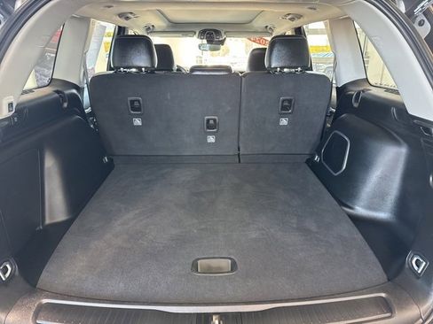 Used 2024 Jeep Grand Cherokee Limited 4xe image 8