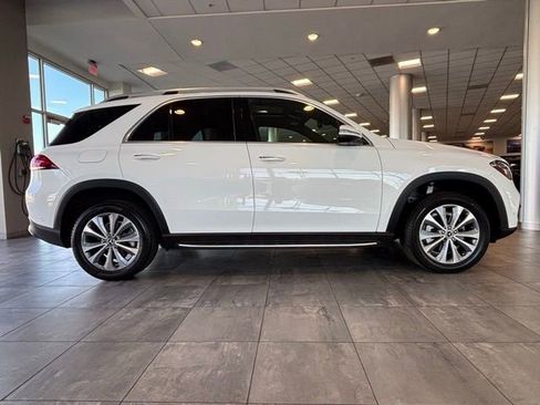 Used 2022 Mercedes-Benz GLE 350 image 2