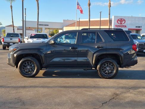 Used 2025 Toyota 4Runner SR5 image 9