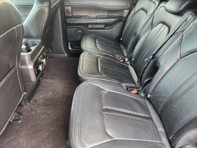 Used 2020 Ford Expedition Limited RWD image 27
