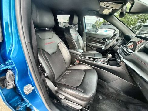 Used 2025 Jeep Compass Trailhawk AWD/4WD image 27