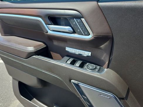 Used 2024 GMC Sierra 1500 Denali AWD/4WD image 25