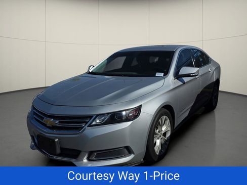 Used 2015 Chevrolet Impala LT w/ Convenience Package FWD image 5