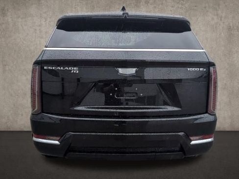 New 2026 Cadillac Escalade IQ Luxury 1 w/ LPO, Floor Liner Package AWD/4WD image 6