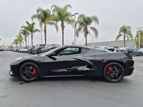 Used 2022 Chevrolet Corvette Stingray Premium Cpe w/ Z51 Performance Package RWD image 7