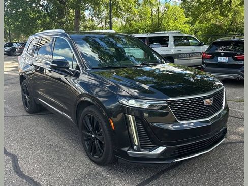 Used 2020 Cadillac XT6 Premium Luxury AWD/4WD image 1