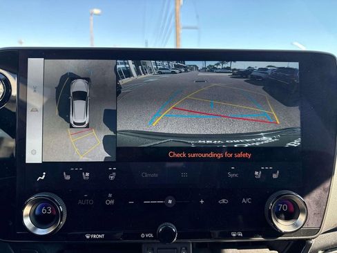 Used 2022 Lexus NX 300h AWD image 26