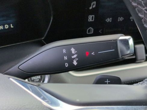 Certified 2025 Chevrolet Equinox LT w/ Convenience Package II image 13