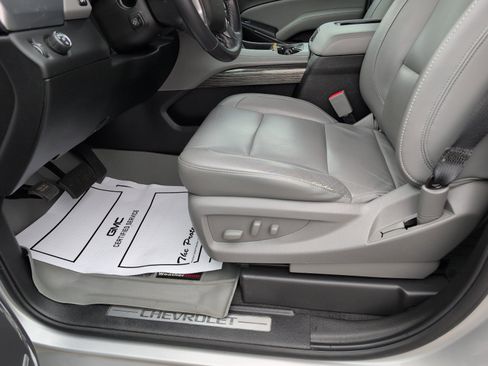 Used 2020 Chevrolet Tahoe LT RWD image 19