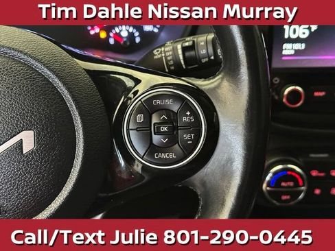 Used 2022 Kia Soul GT-Line FWD image 24