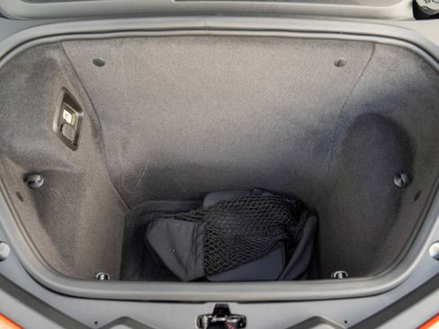 Used 2021 Chevrolet Corvette Stingray Premium Cpe w/ Z51 Performance Package image 33