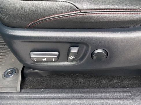 Used 2021 Toyota 4Runner Venture w/ Moonroof Package image 31