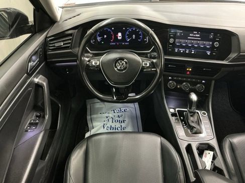 Used 2019 Volkswagen Jetta SEL image 11
