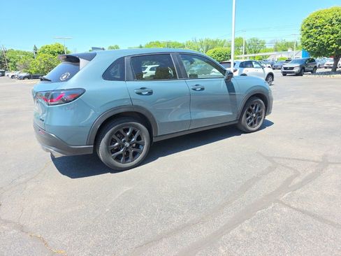 Used 2024 Honda HR-V Sport image 7